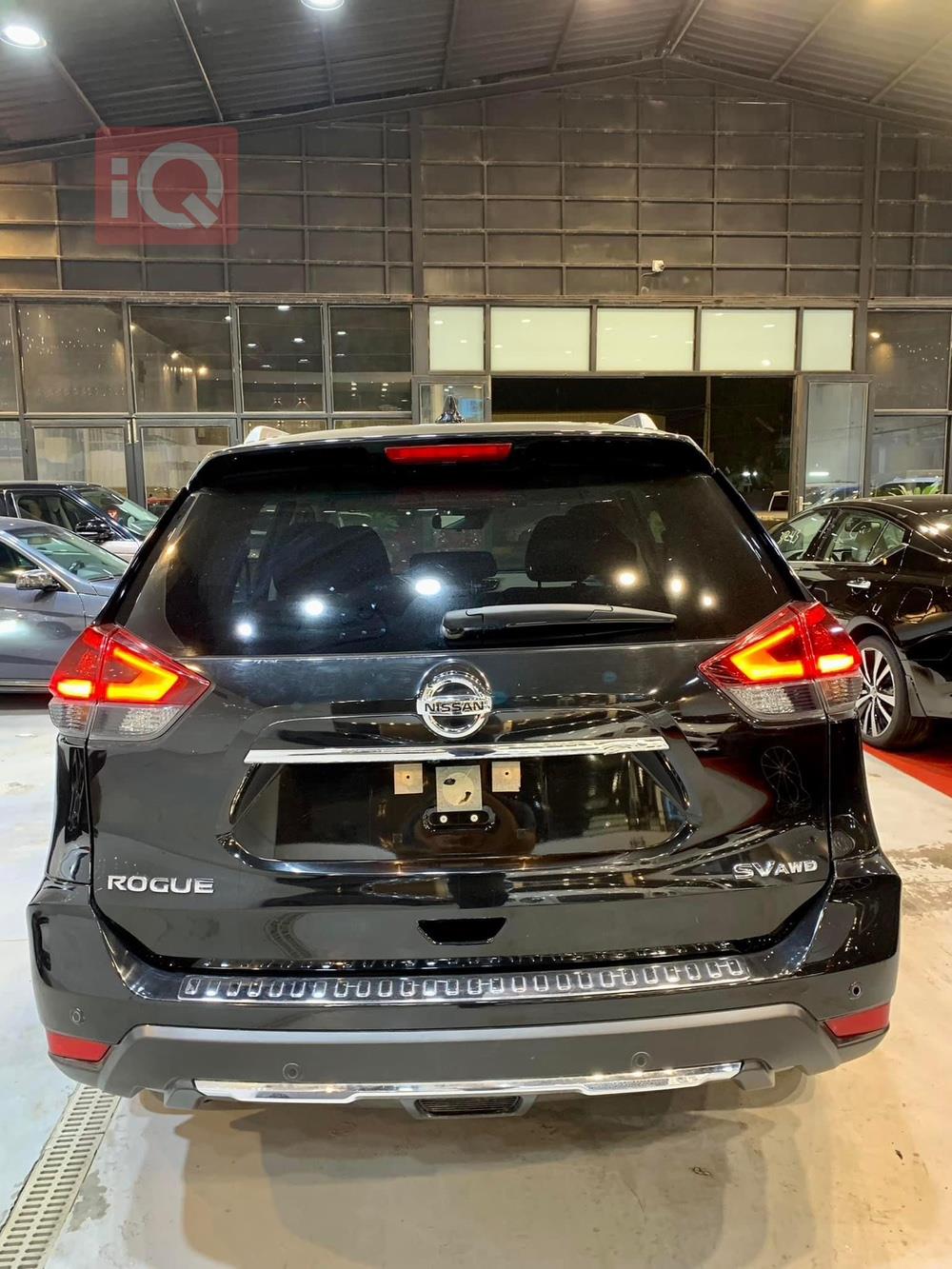 Nissan Rogue